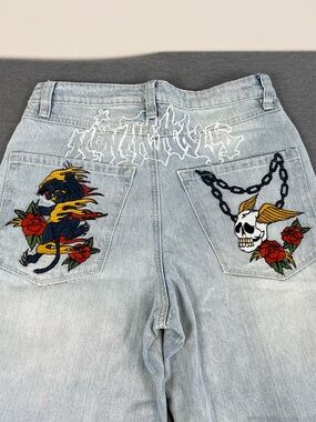 Vintage Y2K Embroidered Light Wash Jeans with Skull & Panther Pockets
